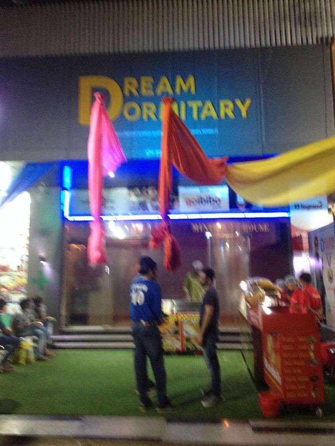 Dream Dormitory Mumbai Exterior foto